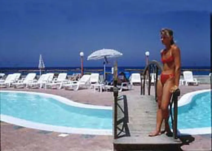 Lägenhetshotell Villaggio Agrumeto Capo Vaticano