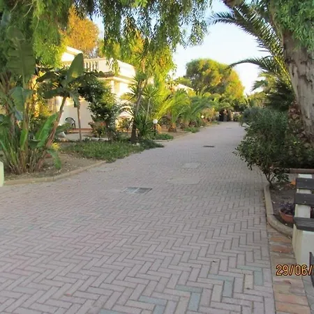 Villaggio Agrumeto Lägenhetshotell Capo Vaticano