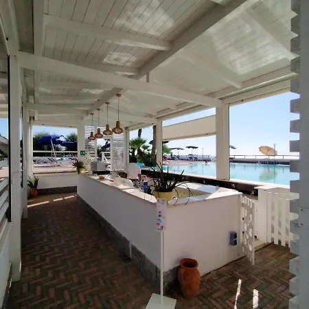 Villaggio Agrumeto Ξενοδοχείο με διαμερίσματα 4*