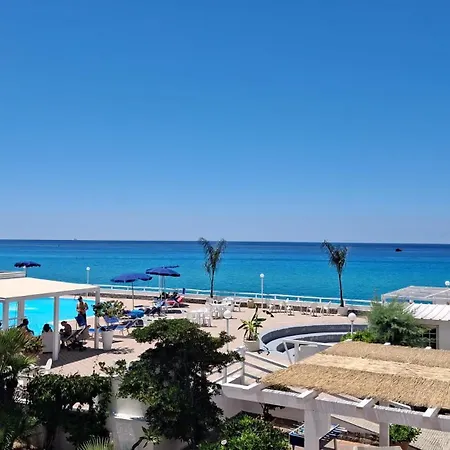Ξενοδοχείο με διαμερίσματα Villaggio Agrumeto Capo Vaticano