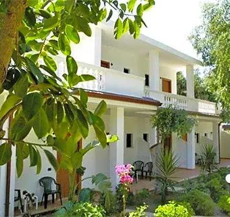 Villaggio Agrumeto 아파트호텔 카포바티카노