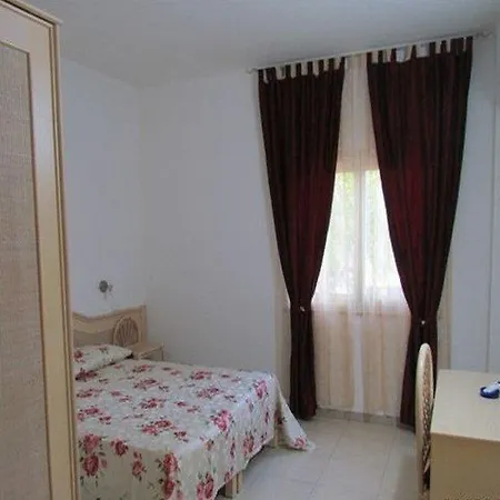 Ξενοδοχείο με διαμερίσματα Villaggio Agrumeto 4*