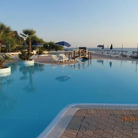 Villaggio Agrumeto Ξενοδοχείο με διαμερίσματα