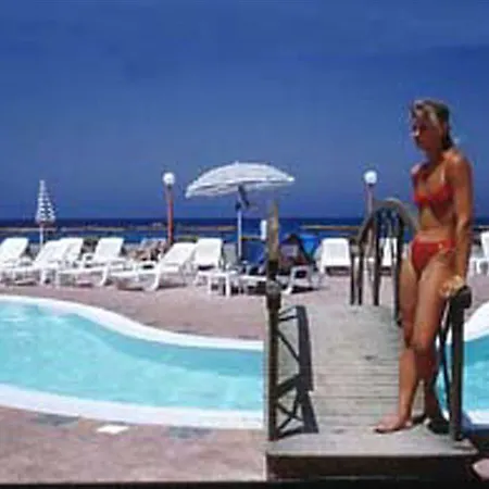 Ξενοδοχείο με διαμερίσματα Villaggio Agrumeto Capo Vaticano