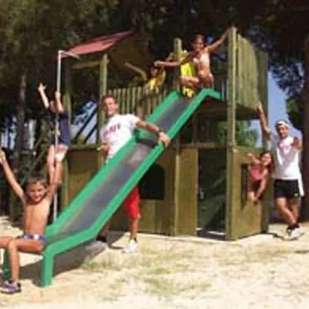 Villaggio Agrumeto קאפו ואטיצ'אנו